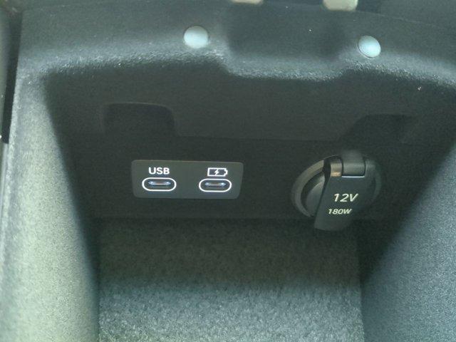 Photo of 2025 Savile Silver Genesis G80