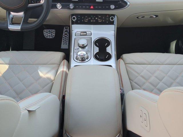 Photo of 2026 Uyuni White Genesis GV70