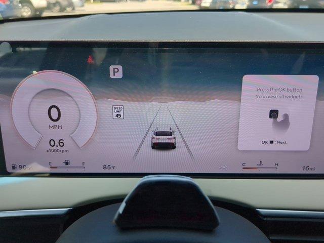 Photo of 2026 Uyuni White Genesis GV70