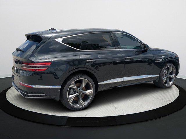 Photo of 2025 Vik Black Genesis GV80