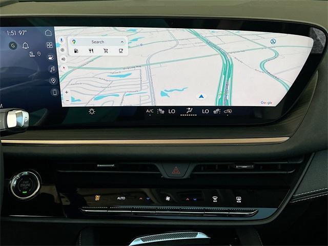 Photo of 2025 Summit White Buick Envision
