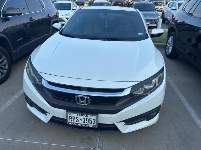 Photo of 2018 White Honda Civic