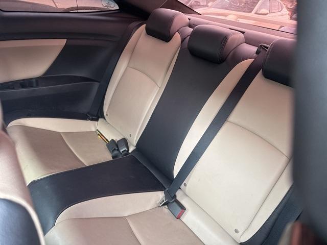 Photo of 2018 White Honda Civic