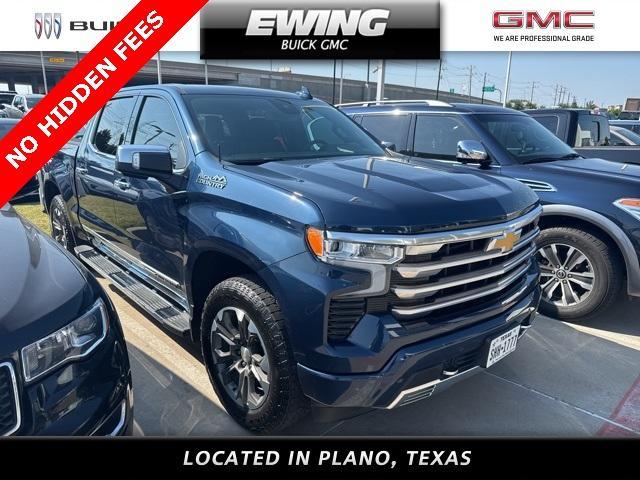 Photo of 2022 Northsky Blue Metallic Chevrolet Silverado 1500
