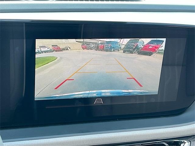 Photo of 2025 Ocean Blue Metallic Buick Envista