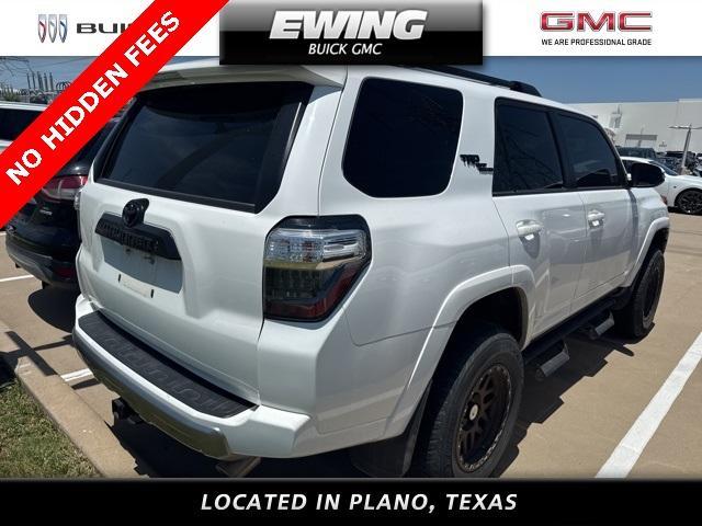 Photo of 2021 Super White Toyota 4Runner