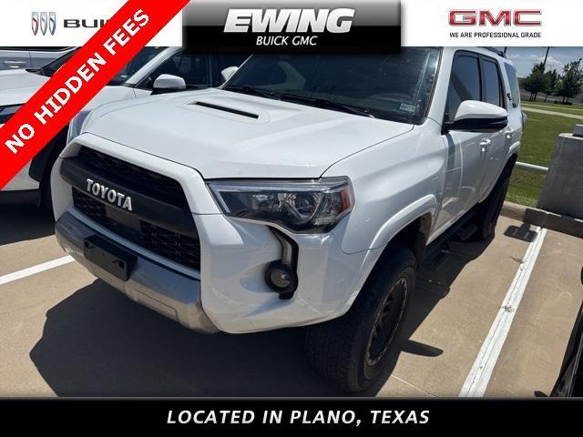 Photo of 2021 Super White Toyota 4Runner