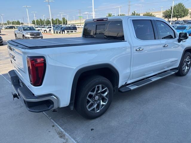 Photo of 2024 Summit White GMC Sierra 1500