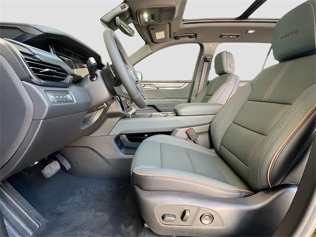 Photo of 2026 Ebony Twilight Metallic GMC Acadia