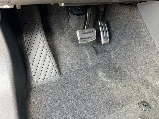 Photo of 2025 Moonstone Gray Metallic Buick Envision