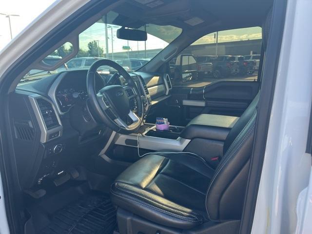 Photo of 2020 Oxford White Ford F-250