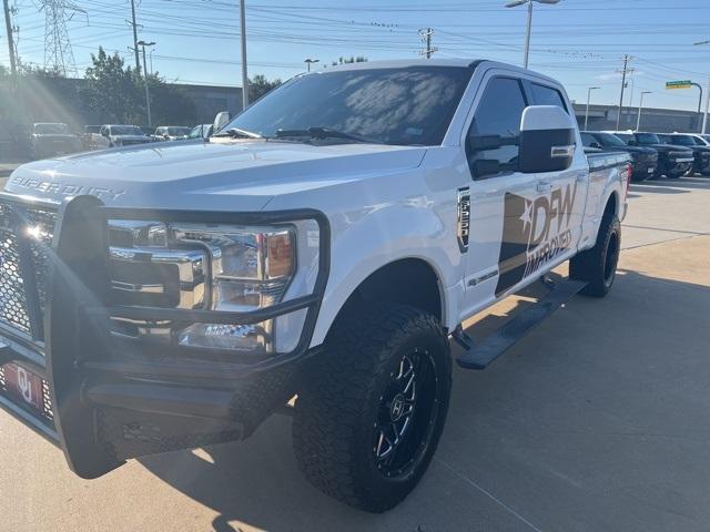 Photo of 2020 Oxford White Ford F-250