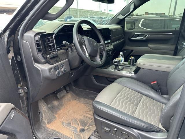 Photo of 2024 Black Chevrolet Silverado 1500