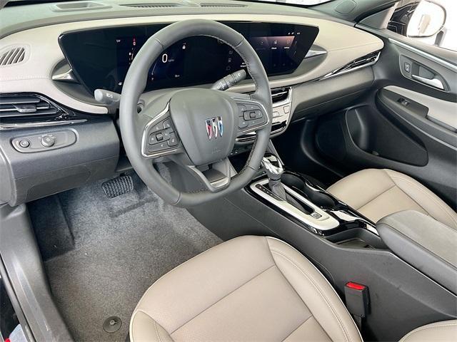 Photo of 2025 Ebony Twilight Metallic Buick Envista