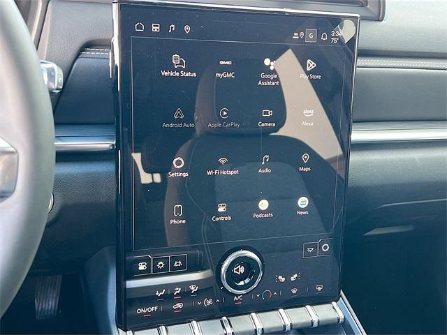 Photo of 2025 Metallic GMC Terrain