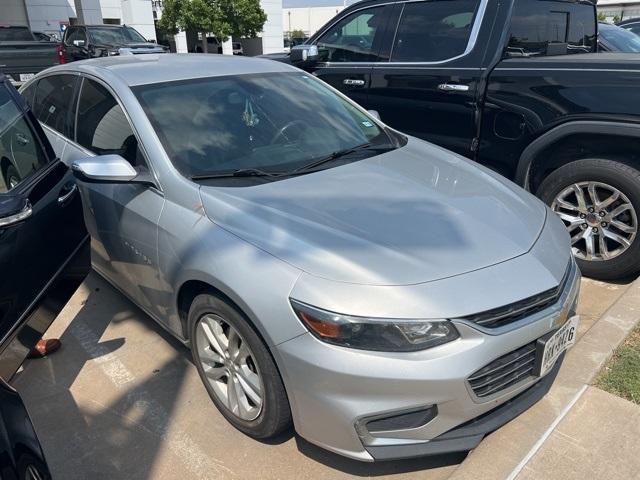 Photo of 2016 Silver Ice Metallic Chevrolet Malibu