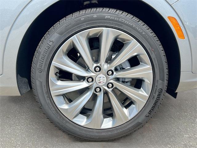Photo of 2025 Moonstone Gray Metallic Buick Envista