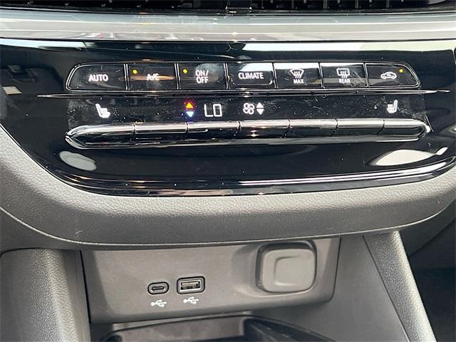 Photo of 2025 Moonstone Gray Metallic Buick Envista