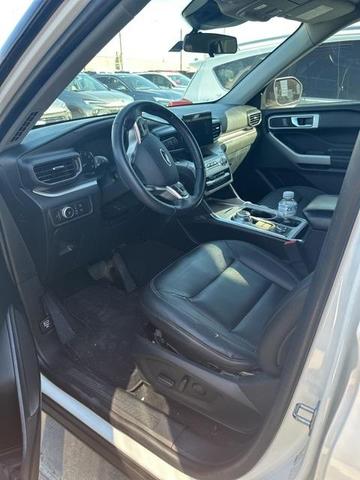 Photo of 2020 White Ford Explorer