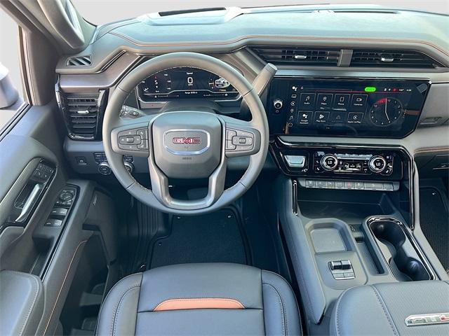 Photo of 2025 Summit White GMC Sierra 2500