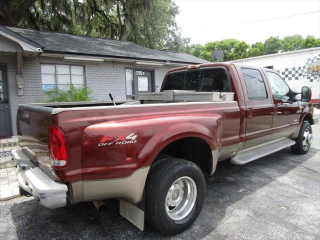 Photo of 2006 Burgundy Ford F-350