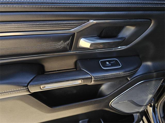 Photo of 2020 Diamond Black Crystal Pearlcoat RAM 1500