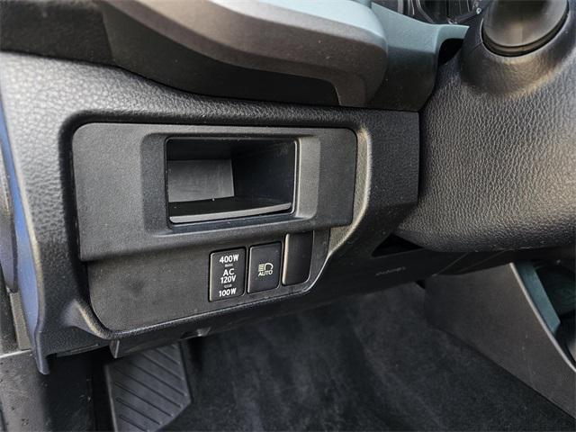 Photo of 2018 Blazing Blue Pearl Toyota Tacoma