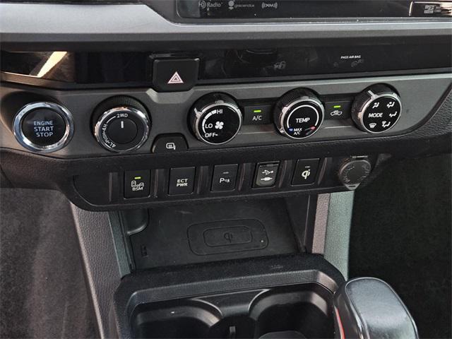 Photo of 2018 Blazing Blue Pearl Toyota Tacoma