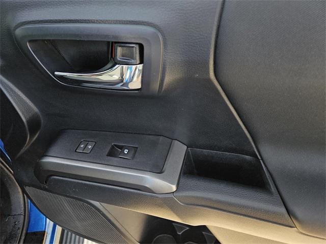 Photo of 2018 Blazing Blue Pearl Toyota Tacoma