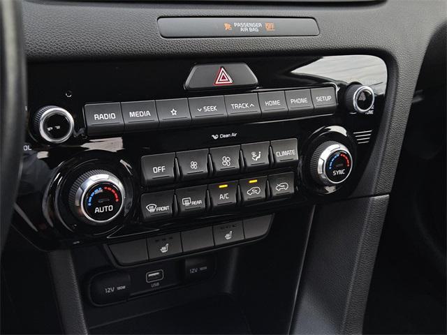 Photo of 2021 Snow White Pearl Kia Sportage
