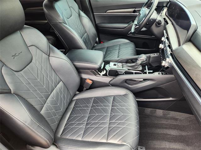 Photo of 2023 Midnight Lake Blue Kia Telluride