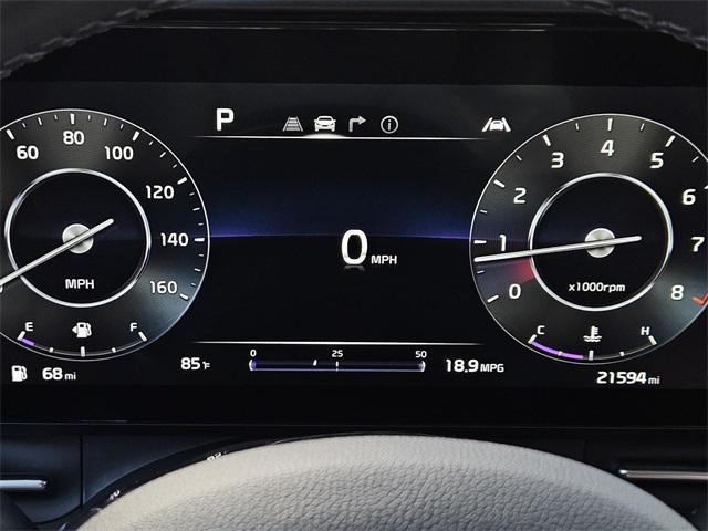 Photo of 2023 Ceramic Silver Kia Carnival