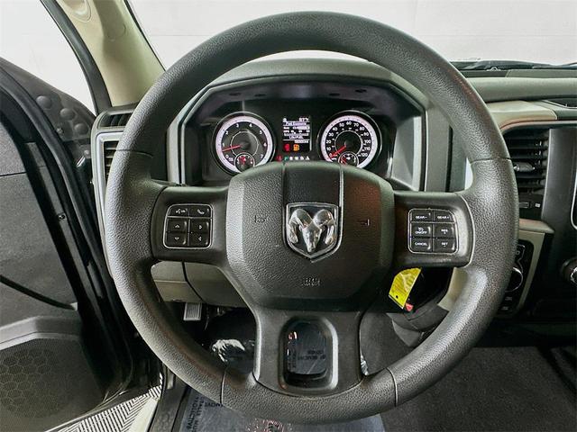 Photo of 2020 Diamond Black Crystal Pearlcoat RAM 1500 Classic