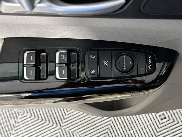 Photo of 2019 Pacific Blue Kia Sportage
