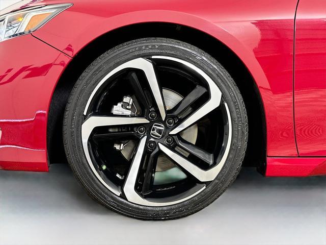Photo of 2019 San Marino Red Honda Accord