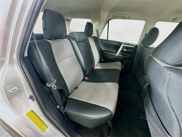 Photo of 2015 Classic Silver Metallic Toyota 4Runner