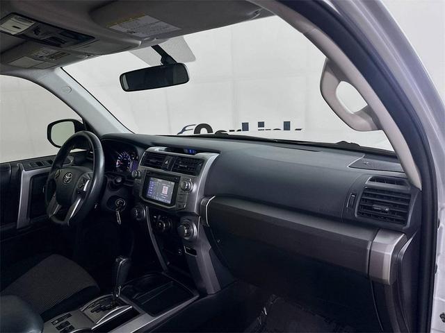 Photo of 2015 Classic Silver Metallic Toyota 4Runner