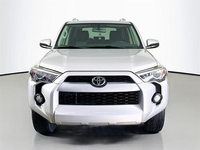 Photo of 2015 Classic Silver Metallic Toyota 4Runner