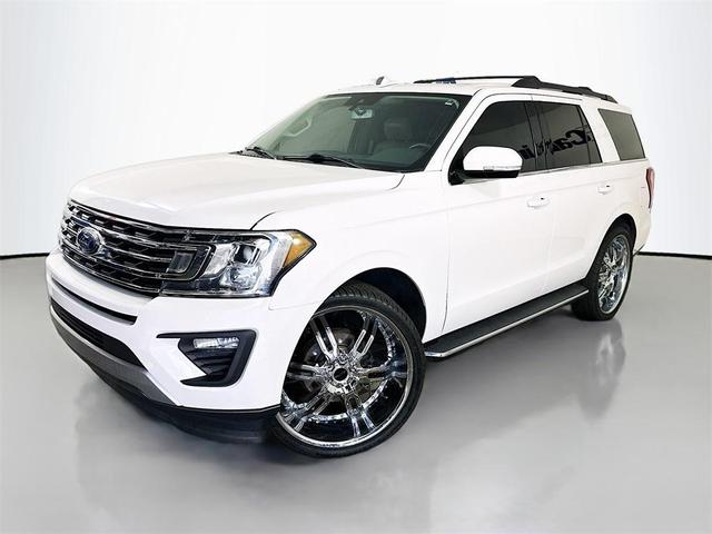 Photo of 2020 White Ford Expedition