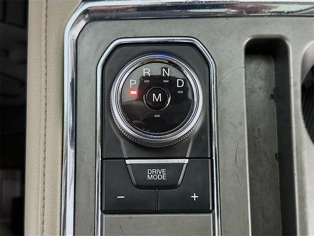 Photo of 2020 White Ford Expedition