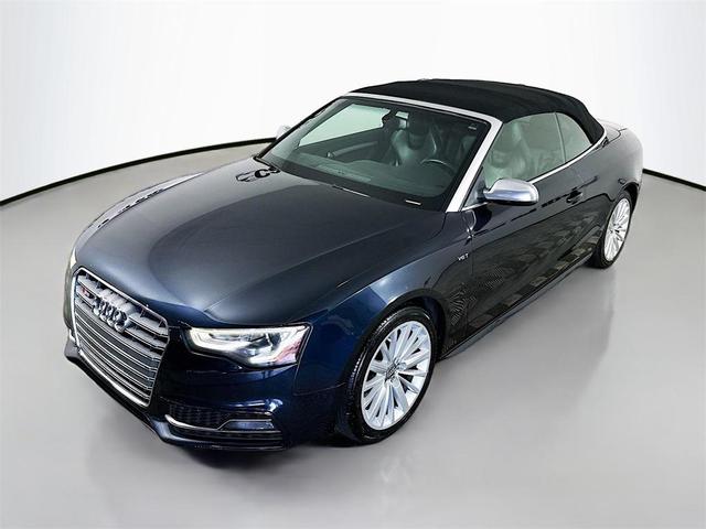 Photo of 2014 Moonlight Blue Metallic/Black Roof Audi S5