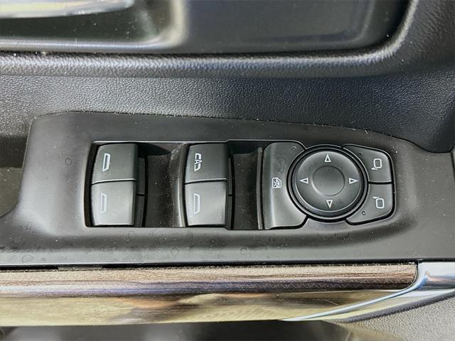 Photo of 2020 Silver Ice Metallic Chevrolet Silverado 1500