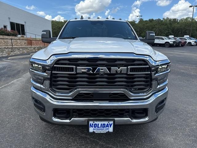 Photo of 2025 Bright White Clearcoat RAM 2500