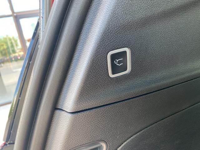 Photo of 2025 Red Hot Pearlcoat Chrysler Pacifica
