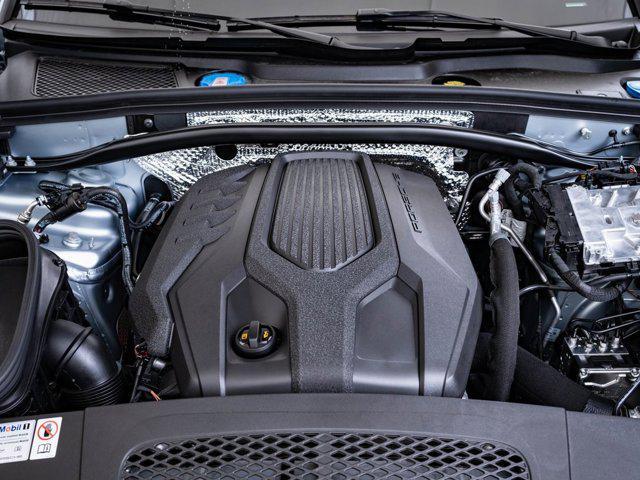 Photo of 2025 Dolomite Porsche Macan