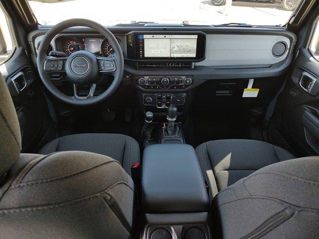 Photo of 2025 Anvil Clearcoat Jeep Wrangler