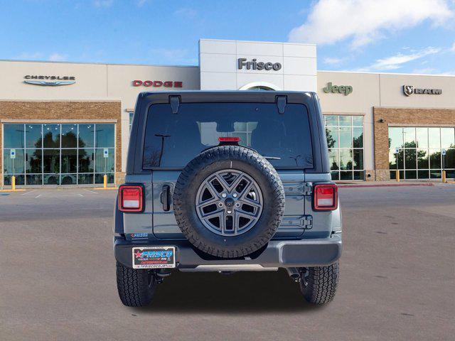 Photo of 2025 Anvil Clearcoat Jeep Wrangler