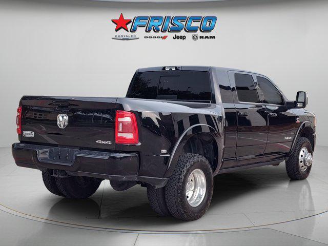 Photo of 2023 Diamond Black Crystal Pearlcoat RAM 3500