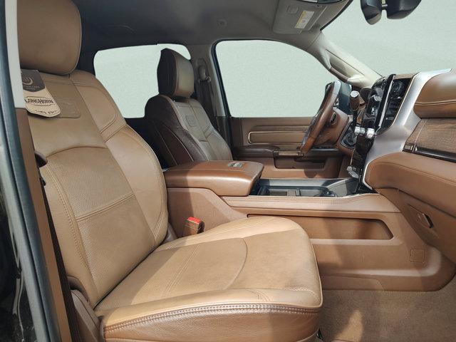 Photo of 2023 Diamond Black Crystal Pearlcoat RAM 3500