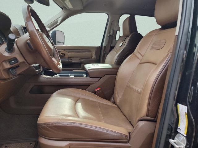 Photo of 2023 Diamond Black Crystal Pearlcoat RAM 3500